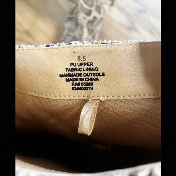 Vintage Express Snakeskin Boots, Women’s size 8.5, Discontinued at Express. - Picture 4 of 5